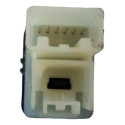 Conector Usb Auxiliar Chevrolet Onix 1.4 Lt 2013