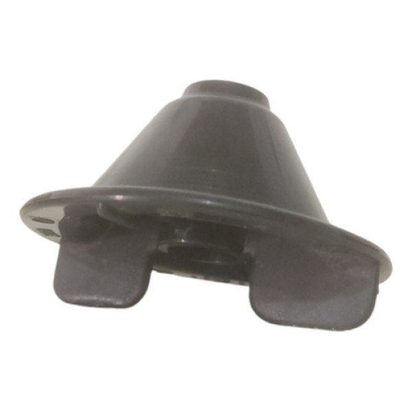 Porca Trava Estepe Porta-malas  Chevrolet Corsa 90126755