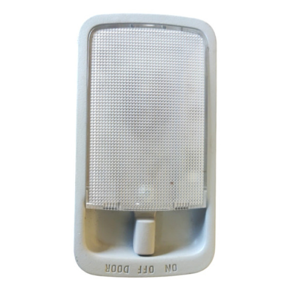 Luz Cortesia Teto Nissan Versa 1.6 2017