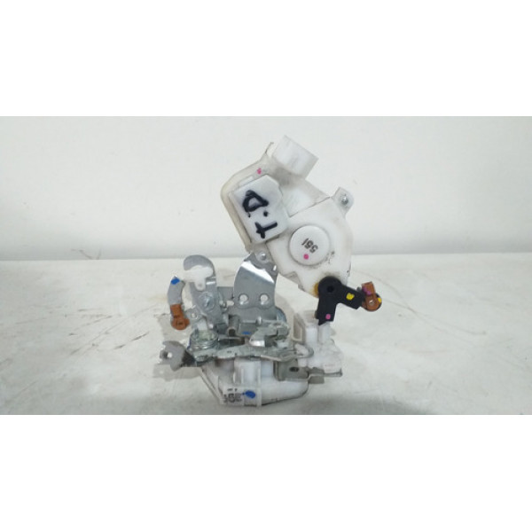 Fechadura Porta Traseira Direita Toyota Etios 2015