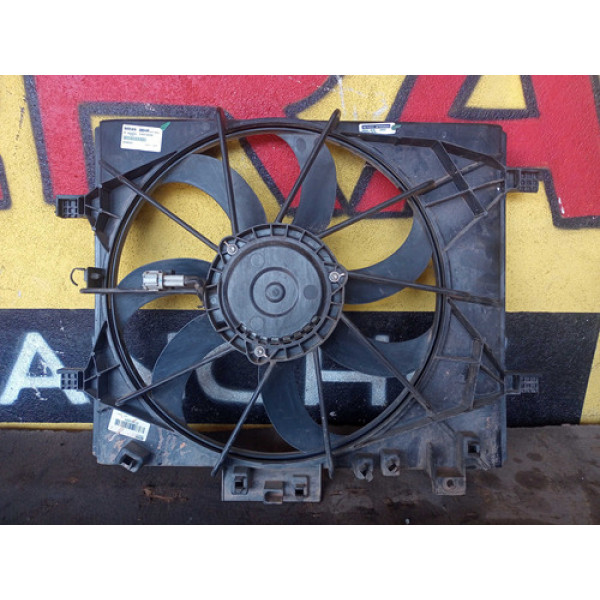 Defletor Com Ventoinha  Nissanversa 1.6 2017 Com Detalhe