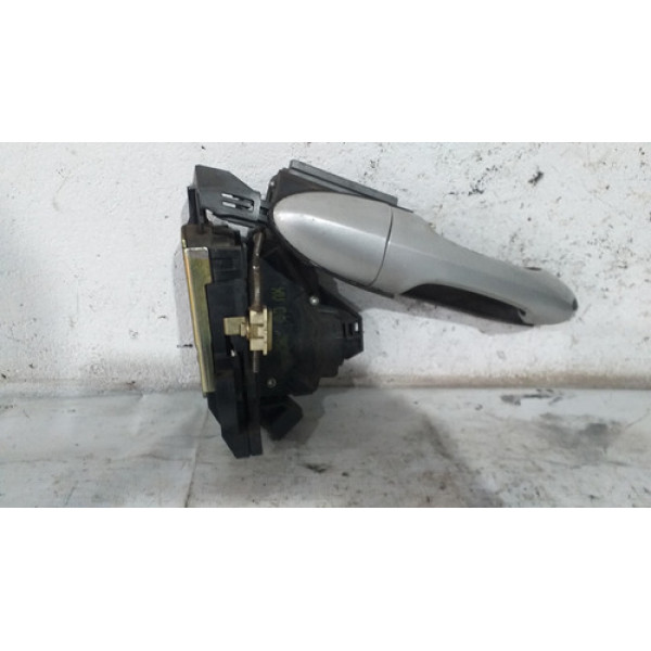 Fechadura Da Porta Traseira Direito  Ford Focus 2002 9947