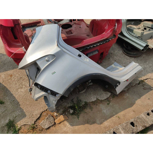 Lateral Traseira Direita Hb20x Ano 2014 Com Detalhe