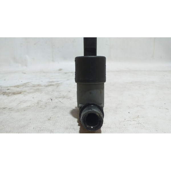 Motor Esguicho Água Para-brisa Renault Sandero 08/2015