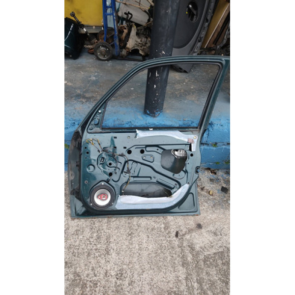 Porta Dianteira Direita Gm Meriva 