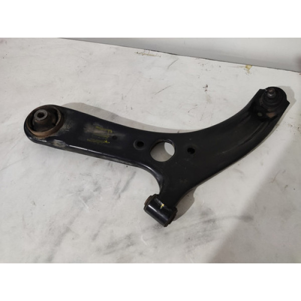 Bandeja Suspensão Dianteira Esquerda Hyundai Hb20 2012 2016