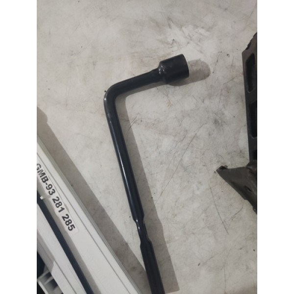 Kit Macaco Triângulo Gm Prisma 1.0 2017 13577598