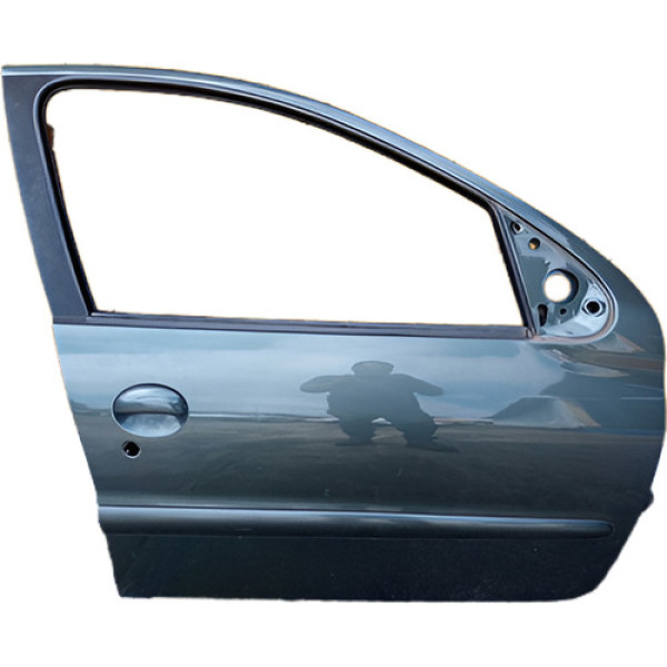 Porta Dianteira Direita Peugeot 1.4 207 Passion 2012