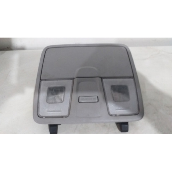 Luz Interna  Cortesia Hyundai Hb20s 2015 