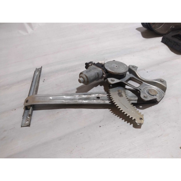 Máquina Vidro Elétrico Traseira Direita Do Nissan March 2015