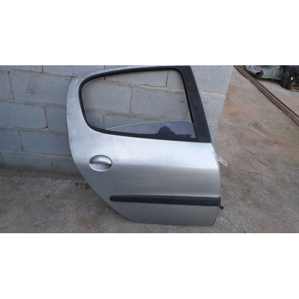 Porta Traseira Direita Do Peugeot 206 2005 Pelada