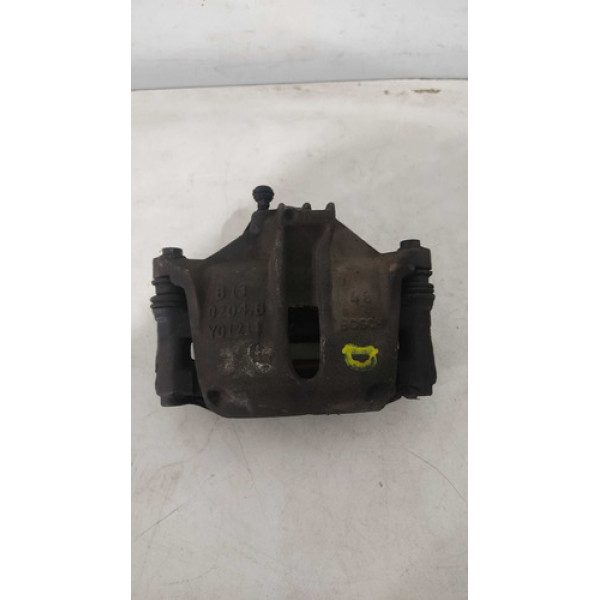 Pinça Dianteira Direita Peugeot 207 1.4 2012 16413