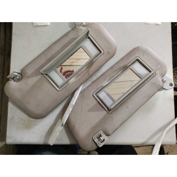 Quebra Sol Citroen Picasso 2006 O Par  Original