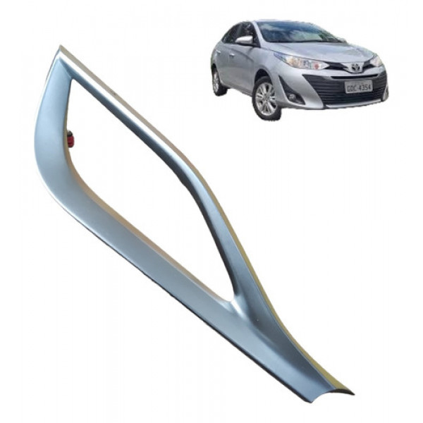 Moldura Painel Lado Esquerdo Toyota Yaris 2021