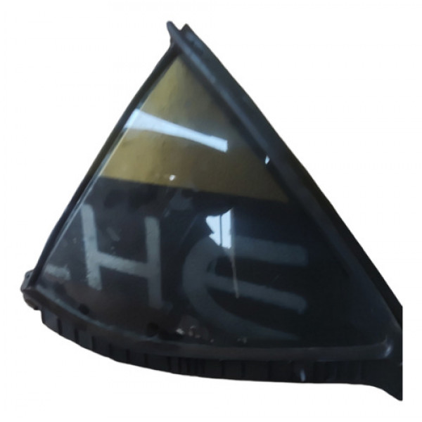 Vidro Fixo Porta Traseira Esquerda Nissan Versa 1.6 2017