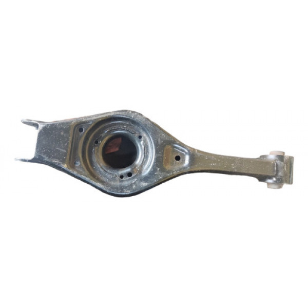 Bandeja Balança Traseira Dir Hyundai I30 2.0 16v 2011