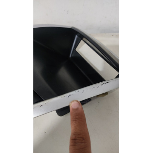 Moldura Central Difusor Ar Peugeot 207 C/ Detalhe 16382